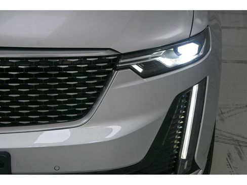 Used 2020 Cadillac XT6 Premium Luxury image 24