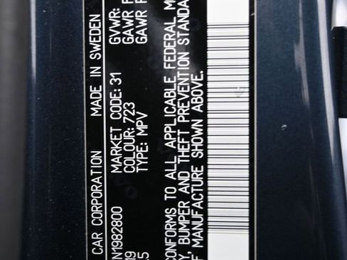 Used 2022 Volvo XC60 B5 Momentum w/ Climate Package image 41