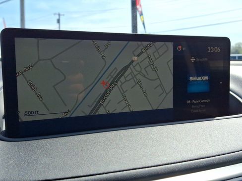 Used 2023 Acura MDX SH-AWD w/ Technology Package image 18