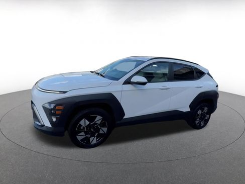 Used 2025 Hyundai Kona SEL image 6