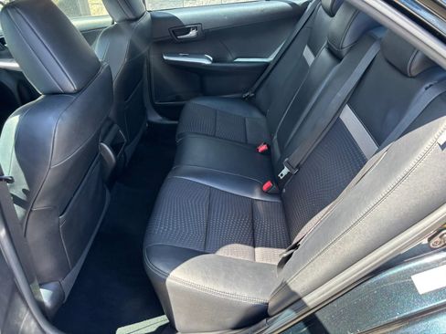 Used 2012 Toyota Camry SE FWD image 13