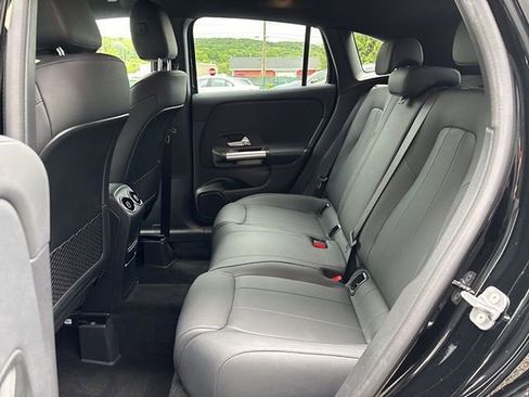 Certified 2025 Mercedes-Benz GLA 250 4MATIC image 18