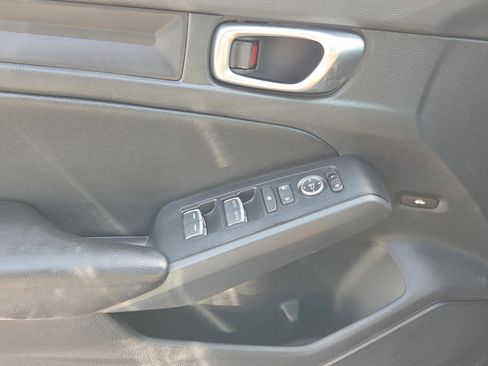 Used 2024 Honda Civic Sport image 17