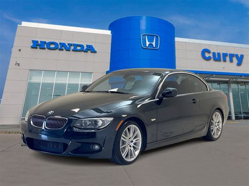 Used 2013 BMW 335i Convertible image 1