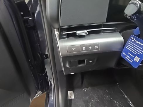 New 2026 Hyundai Kona SE AWD/4WD image 11