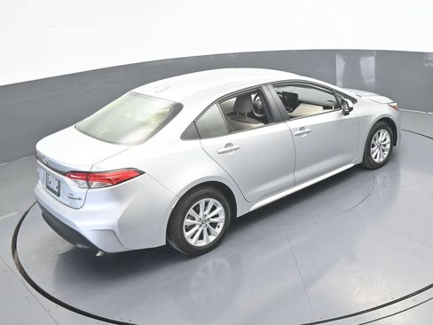 Used 2024 Toyota Corolla LE w/ LE Convenience Package image 40