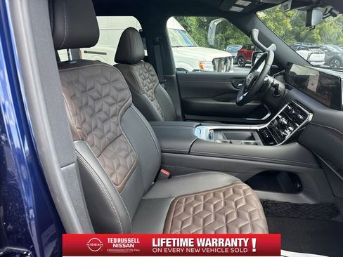 New 2025 Nissan Armada Platinum w/ Convenience Package image 17