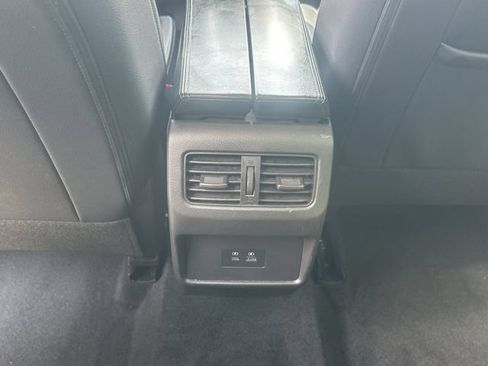 Certified 2023 Nissan Rogue SL FWD image 18