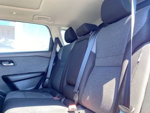 Used 2021 Nissan Rogue SV AWD/4WD image 20