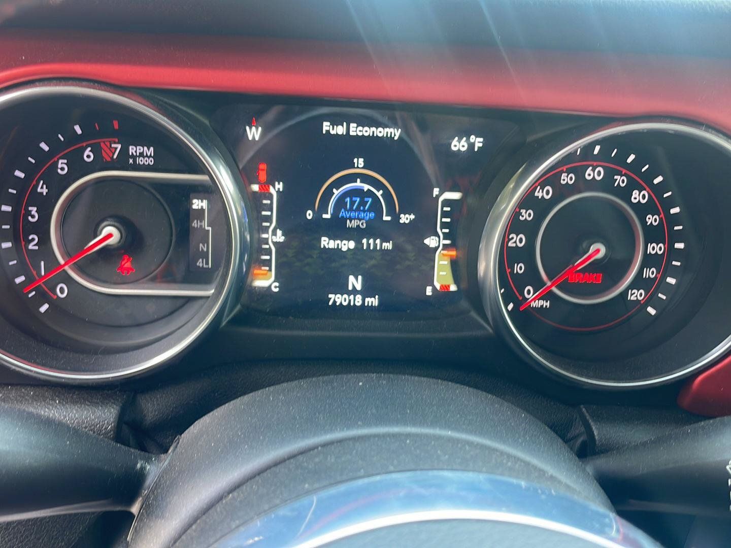 Used 2018 Jeep Wrangler Unlimited Rubicon AWD/4WD image 10
