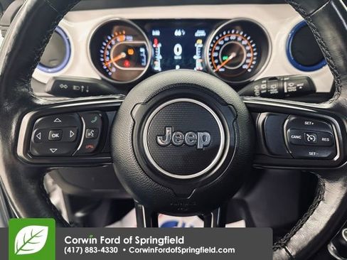 Used 2021 Jeep Wrangler Unlimited Islander image 32