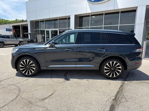 Used 2023 Lincoln Aviator Black Label Grand Touring w/ Class IV Trailer Tow Package AWD/4WD image 4