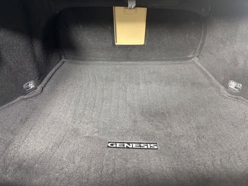 Used 2017 Genesis G80 3.8 w/ Option Group 03 image 27