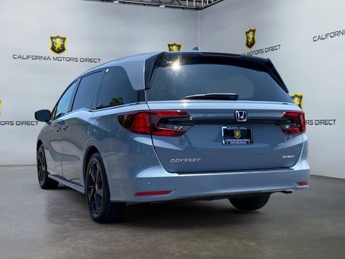 Used 2024 Honda Odyssey Sport image 7