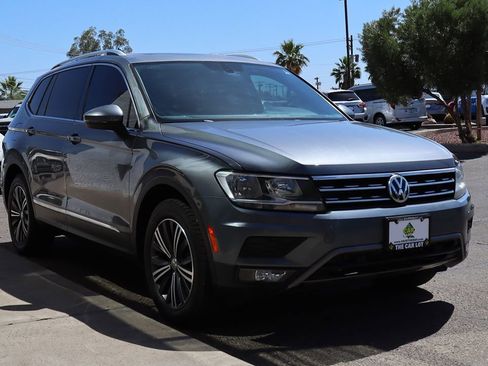 Used 2019 Volkswagen Tiguan SEL FWD image 14