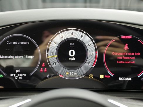 New 2025 Porsche Cayenne Turbo GT image 34