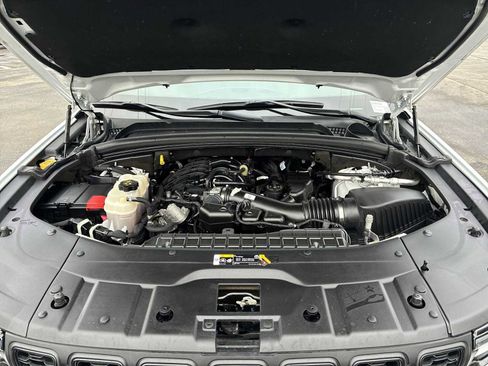 Used 2022 Jeep Grand Cherokee Altitude image 29