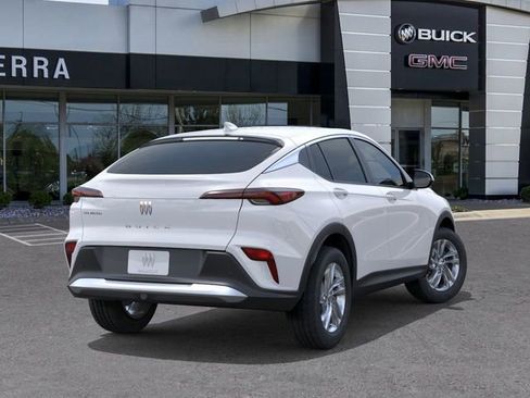 Used 2026 Buick Envista Preferred w/ Advanced Safety Package image 4