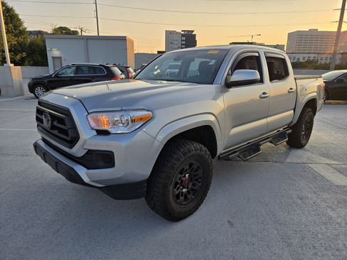Used 2023 Toyota Tacoma SR AWD/4WD image 1