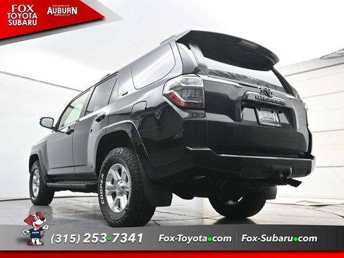 Used 2023 Toyota 4Runner SR5 Premium w/ Moonroof Package AWD/4WD image 18