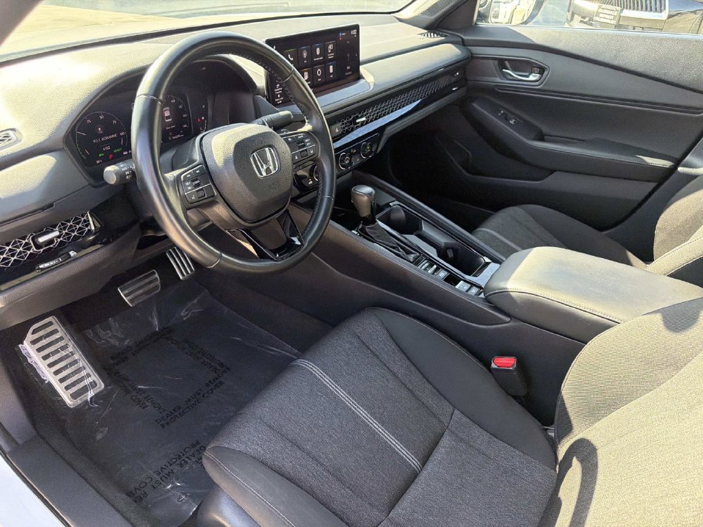 Used 2023 Honda Accord Sport image 14