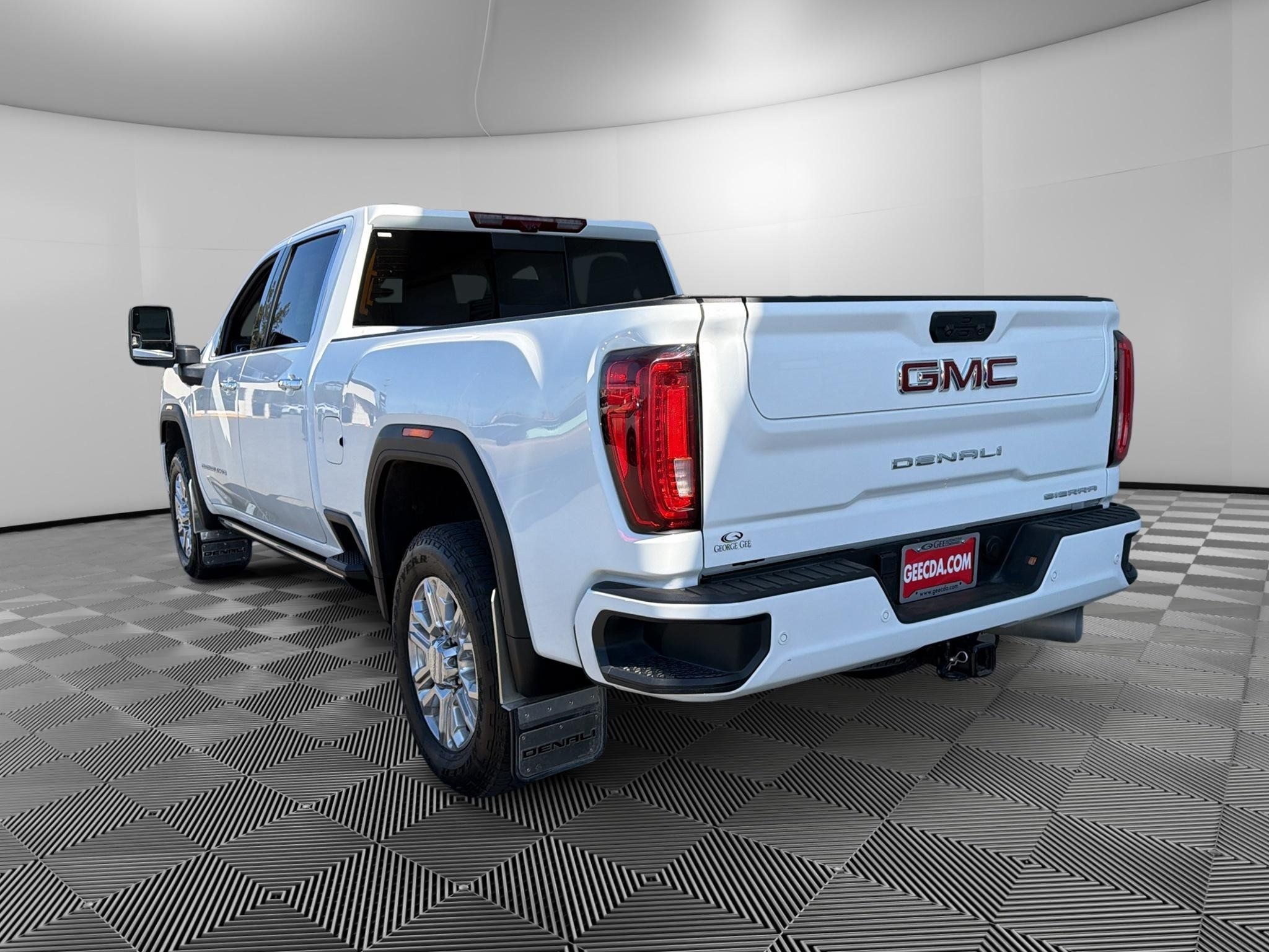 Used 2022 GMC Sierra 2500 Denali w/ Denali Ultimate Package AWD/4WD image 6