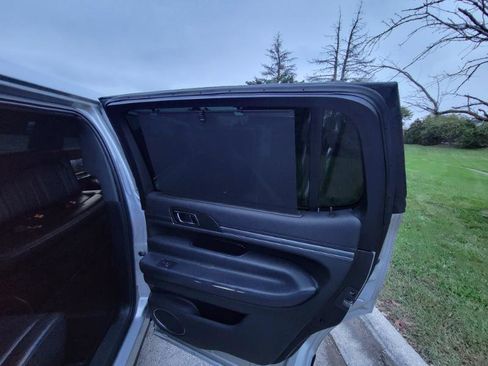 Used 2013 Lincoln MKT AWD image 68