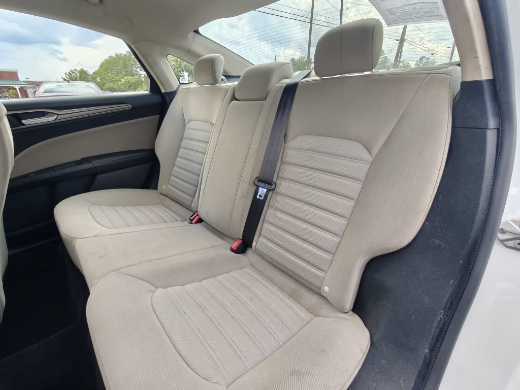 Used 2018 Ford Fusion S FWD image 28
