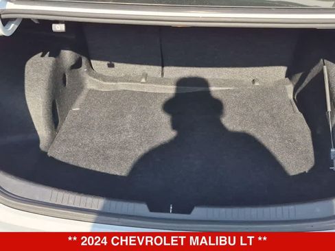 Used 2024 Chevrolet Malibu LT FWD image 32