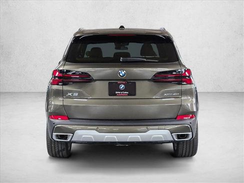New 2026 BMW X5 xDrive40i w/ Parking Assistance Package image 6