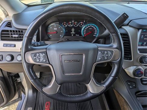 Used 2019 GMC Yukon Denali w/ Denali Ultimate Package image 30