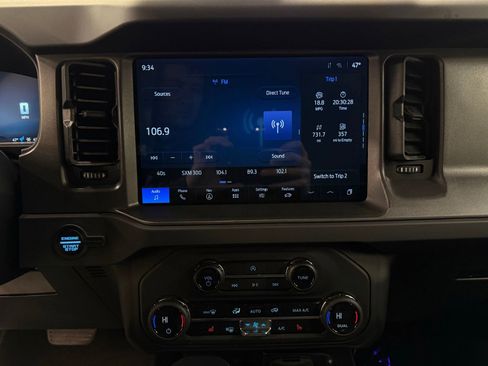 Used 2025 Ford Bronco Big Bend AWD/4WD image 14