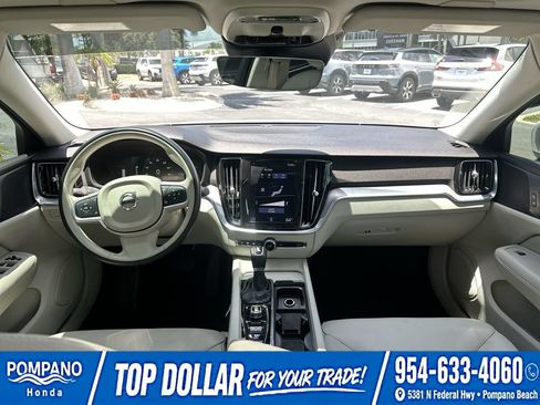 Used 2019 Volvo S60 T5 Momentum FWD image 19