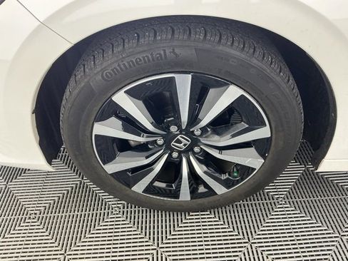 Certified 2022 Honda Civic EX-L image 38