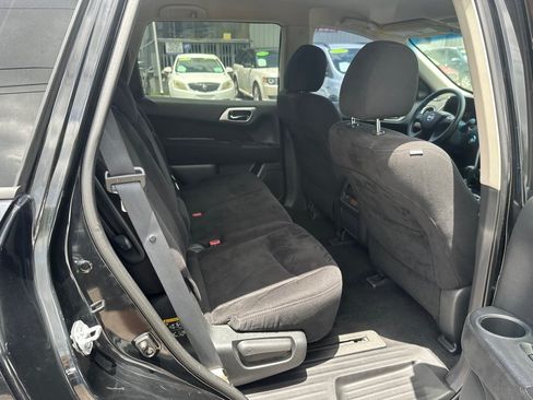 Used 2015 Nissan Pathfinder SV FWD image 14