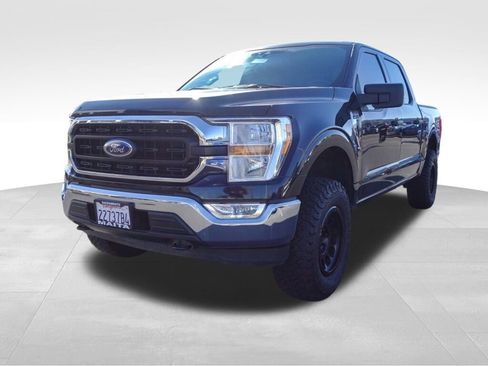 Used 2021 Ford F150 XLT w/ Equipment Group 301A Mid image 8