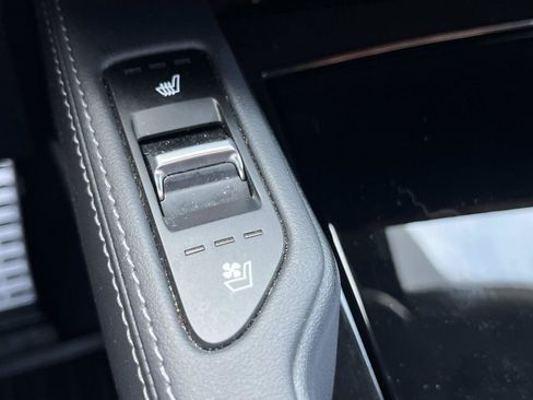 Used 2023 Kia Telluride SX Prestige AWD/4WD image 38