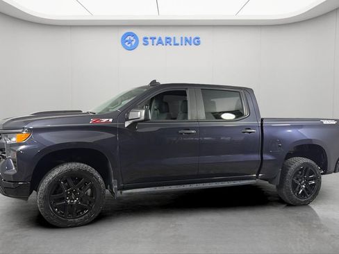 Used 2023 Chevrolet Silverado 1500 Custom Trail Boss AWD/4WD image 3