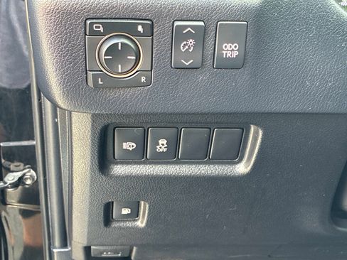 Used 2019 Lexus GX 460 Premium AWD/4WD image 23