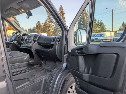 Used 2019 RAM ProMaster 2500 image 10