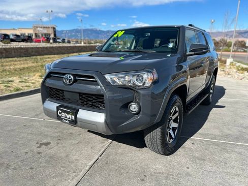 Used 2024 Toyota 4Runner TRD Off-Road Premium AWD/4WD image 3