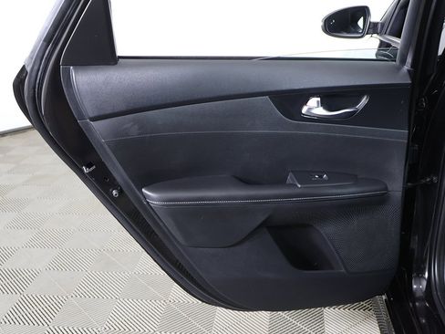 Used 2023 Kia Forte GT-Line w/ GT-Line Premium Package image 27