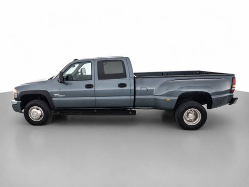 Used 2007 GMC Sierra 3500 SLE w/ Heavy-Duty Power Package RWD image 8