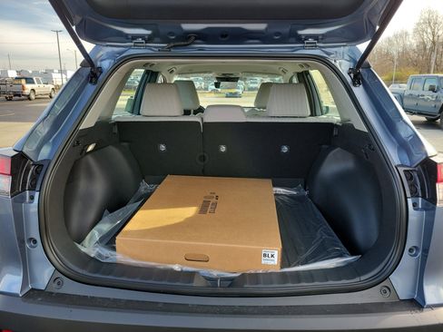 New 2026 Toyota Corolla Cross L image 8