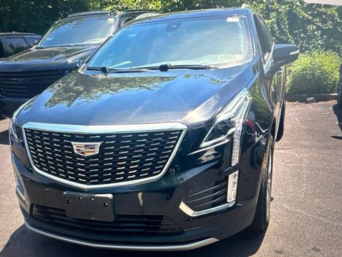 Used 2022 Cadillac XT5 Premium Luxury FWD image 3