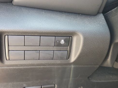 Used 2023 Nissan Kicks SR w/ SR Premium Package FWD image 22