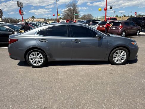 Used 2015 Lexus ES 350 w/ Premium Package FWD image 8