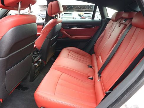 Used 2019 BMW X6 xDrive35i w/ M Sport Package image 23