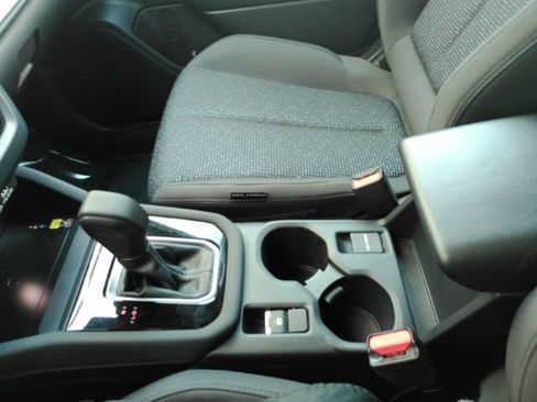 Used 2025 Subaru Forester Premium AWD/4WD image 39