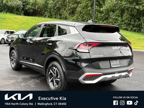 Certified 2023 Kia Sportage LX AWD/4WD image 2